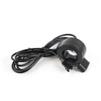 Thumb throttle left/right