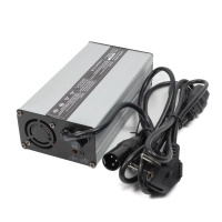 Electric bike charger 16s - 4A 67,4V 240W LiPo/LiIon 3PIN GT