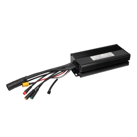 Sterownik KT36/48SVPRCLDB 36-48V 30A (sinus) Czarny